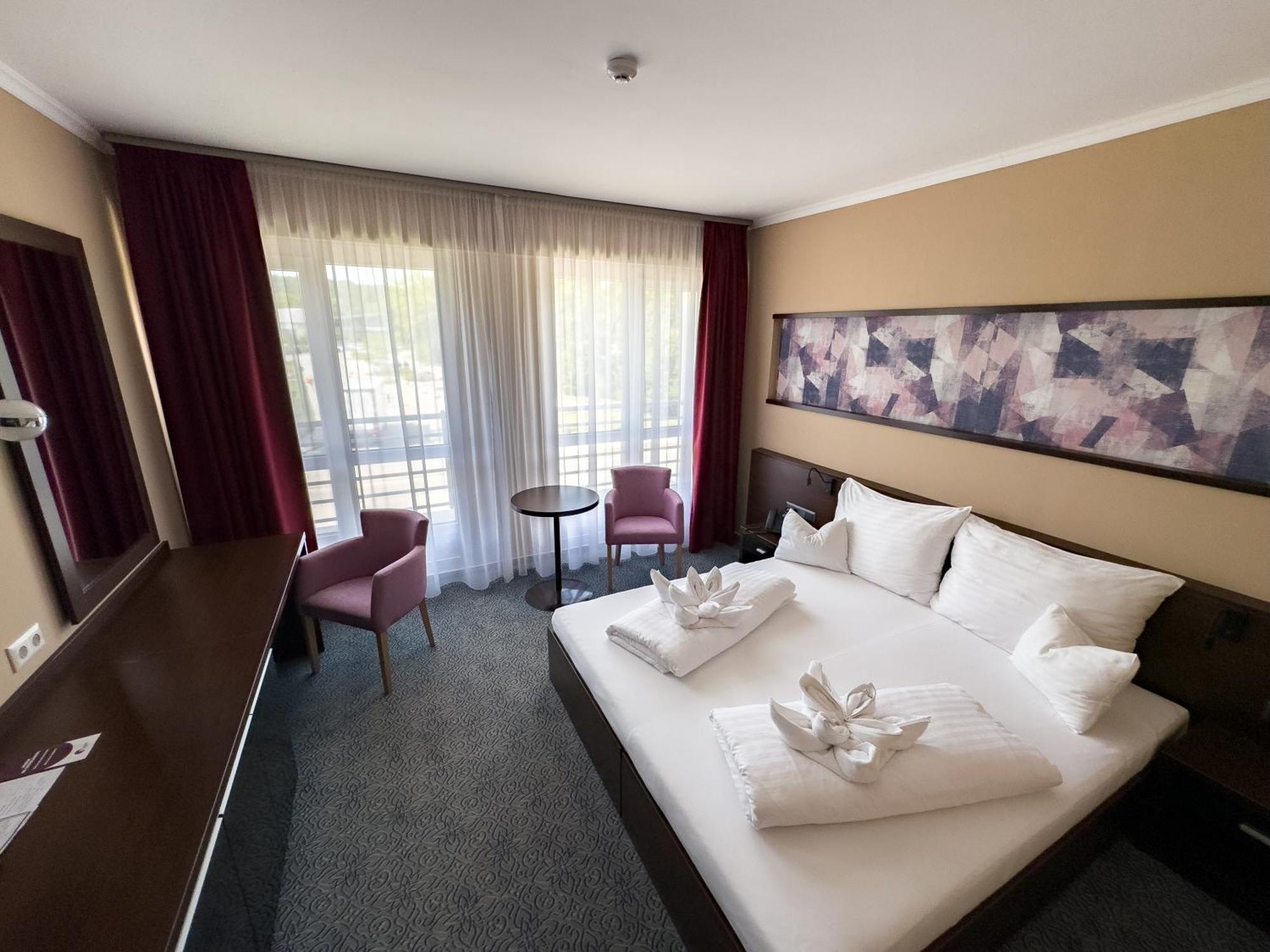Hotel Aurora Мисколк Екстериор снимка